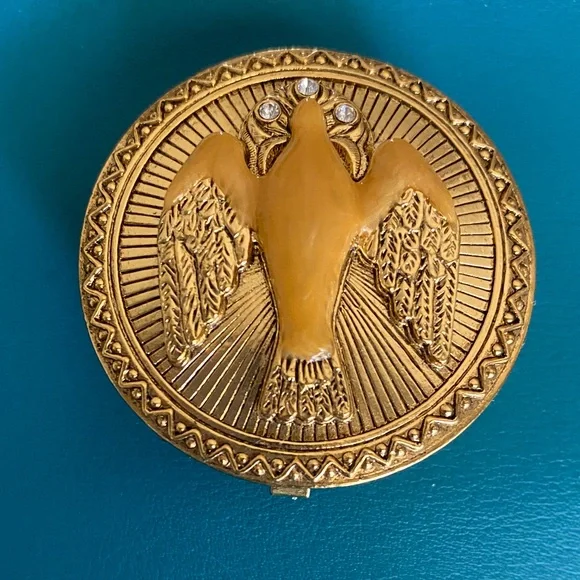 Dove of Peace Pill Box - Picture 1 of 9